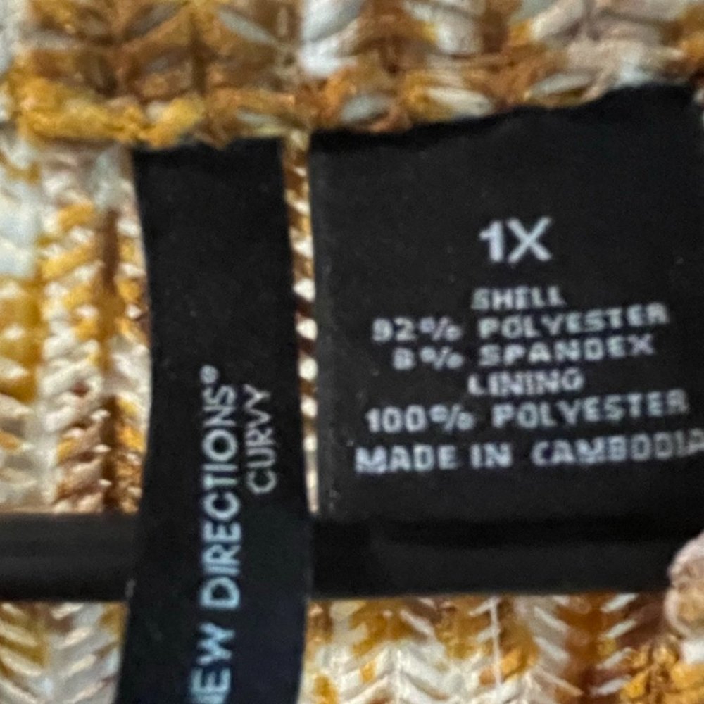 blouse - Picture 2 of 3